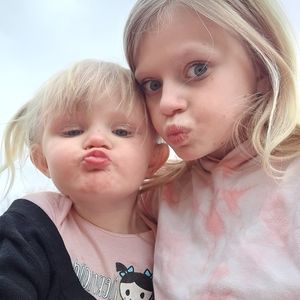 Meet your Posher, Sherry